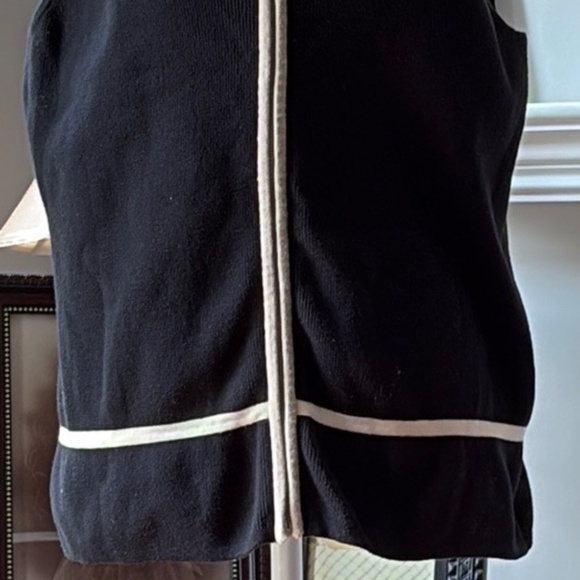 Geoffrey Beene Black and Cream Zip Vest - Picture 3 of 5